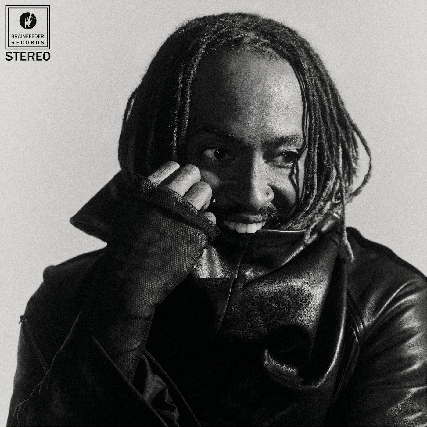 Thundercat / Distracted (INDIE EXCLUSIVE, BLACK MARBLED SMOKE EFFECT VINYL)